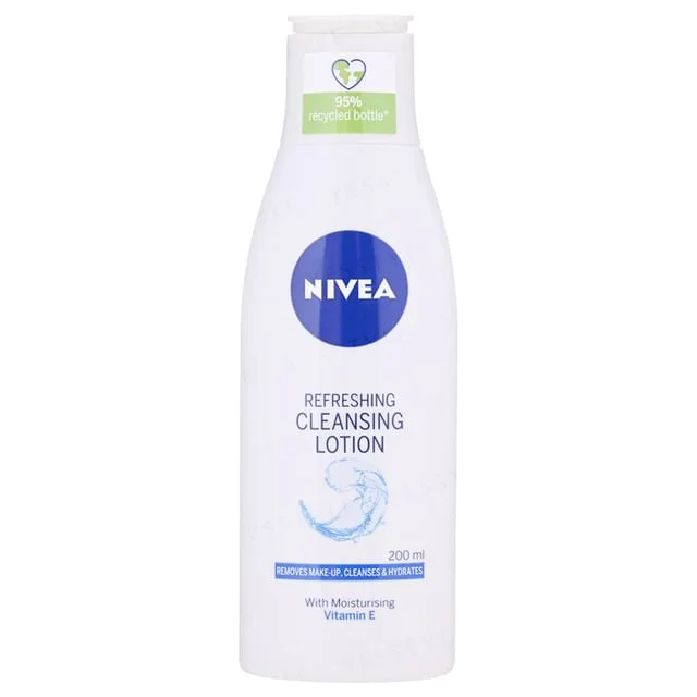 Daily Essentials Refreshing Cleansing Lotion by NIVEA