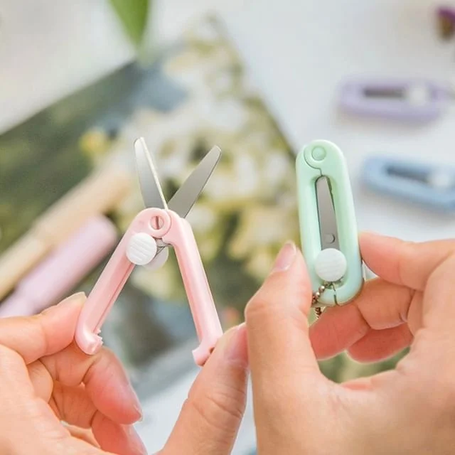 Foldable Mini Scissors by Fun House
