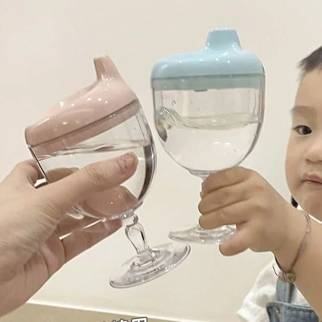 Plastic Drinking Cup by Momoi