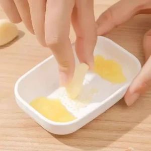 Plastic Grinder / Set by Home Simply