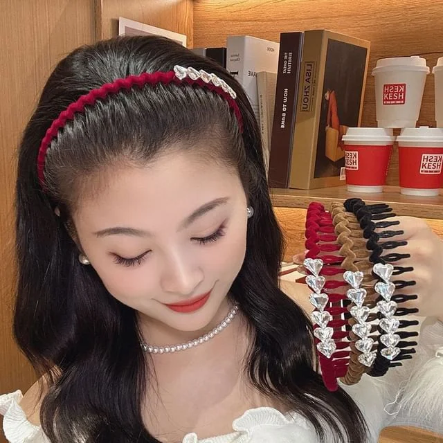 Rhinestone / Heart Headband by Evora